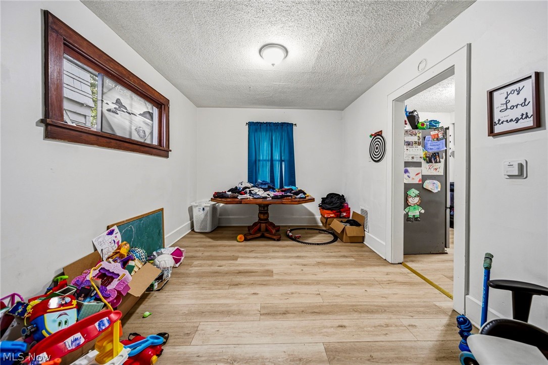 618 W 57th Street Ashtabula OH 44004