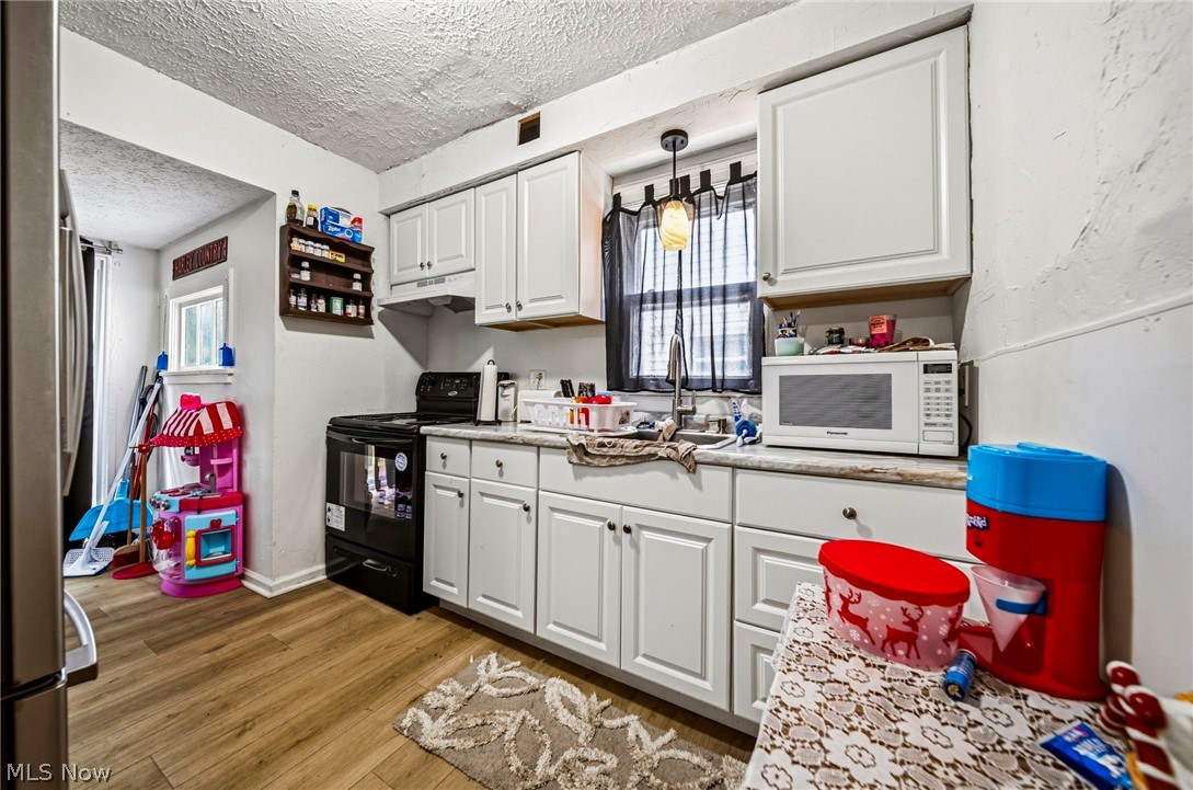 618 W 57th Street Ashtabula OH 44004