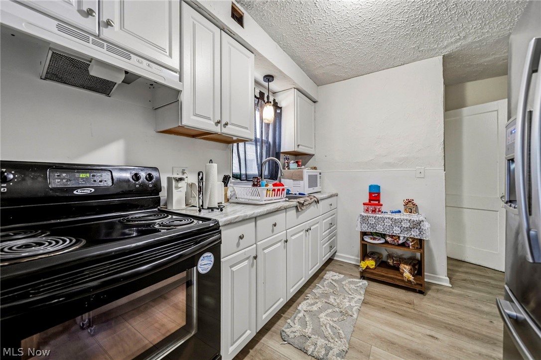 618 W 57th Street Ashtabula OH 44004
