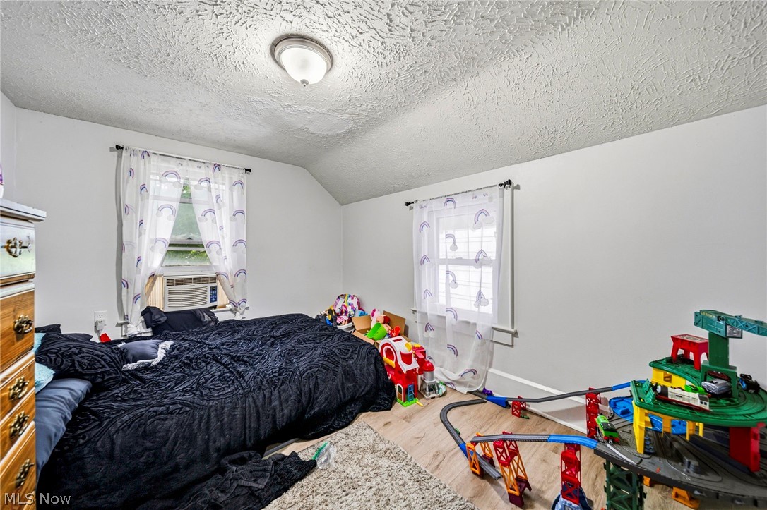 618 W 57th Street Ashtabula OH 44004