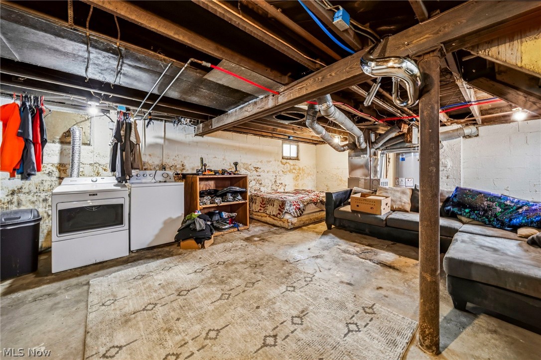 618 W 57th Street Ashtabula OH 44004