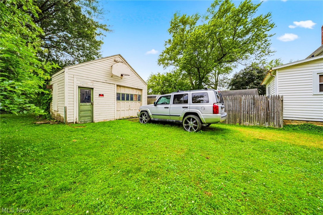 618 W 57th Street Ashtabula OH 44004