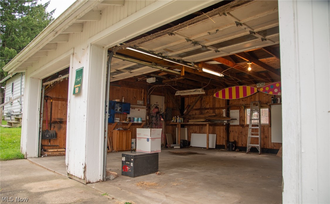 537 N 16th Street Coshocton OH 43812