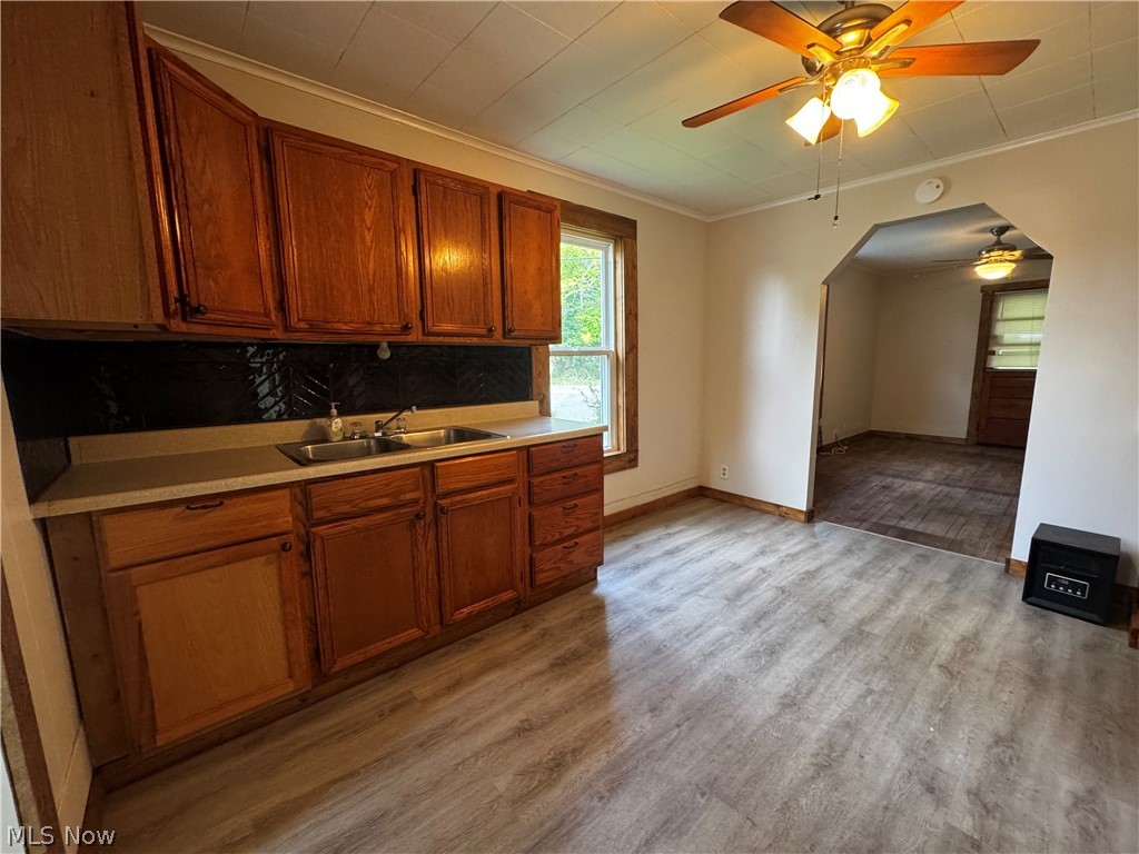 537 N 16th Street Coshocton OH 43812