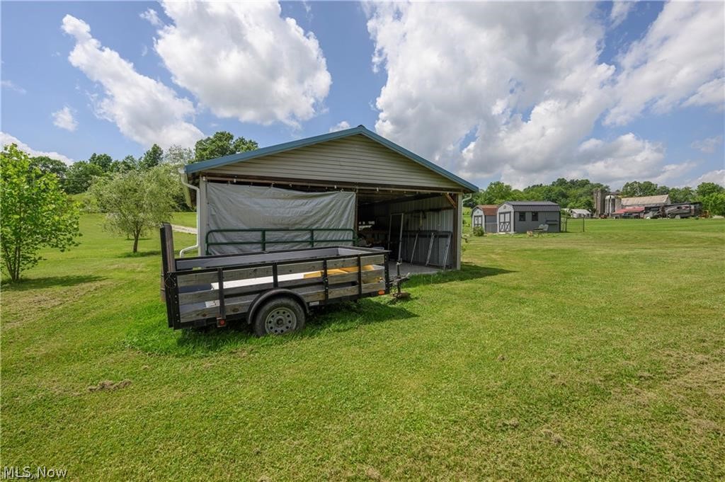 9427 Stonecreek Road SW Newcomerstown OH 43832