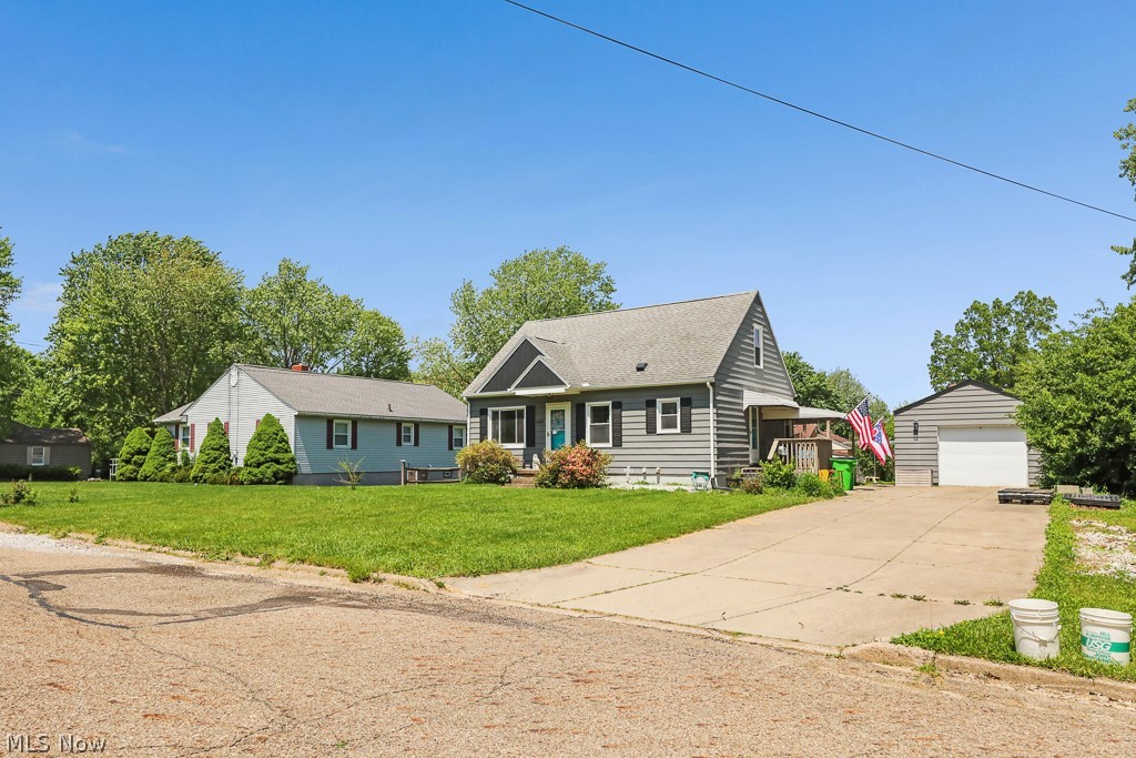 1545 Ries Street Barberton OH 44203