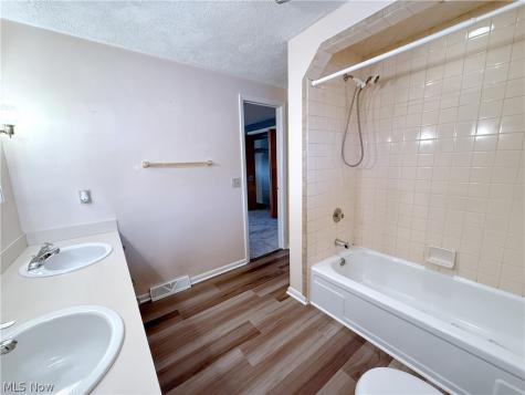 22231 Marleen Drive Fairview Park OH 44126