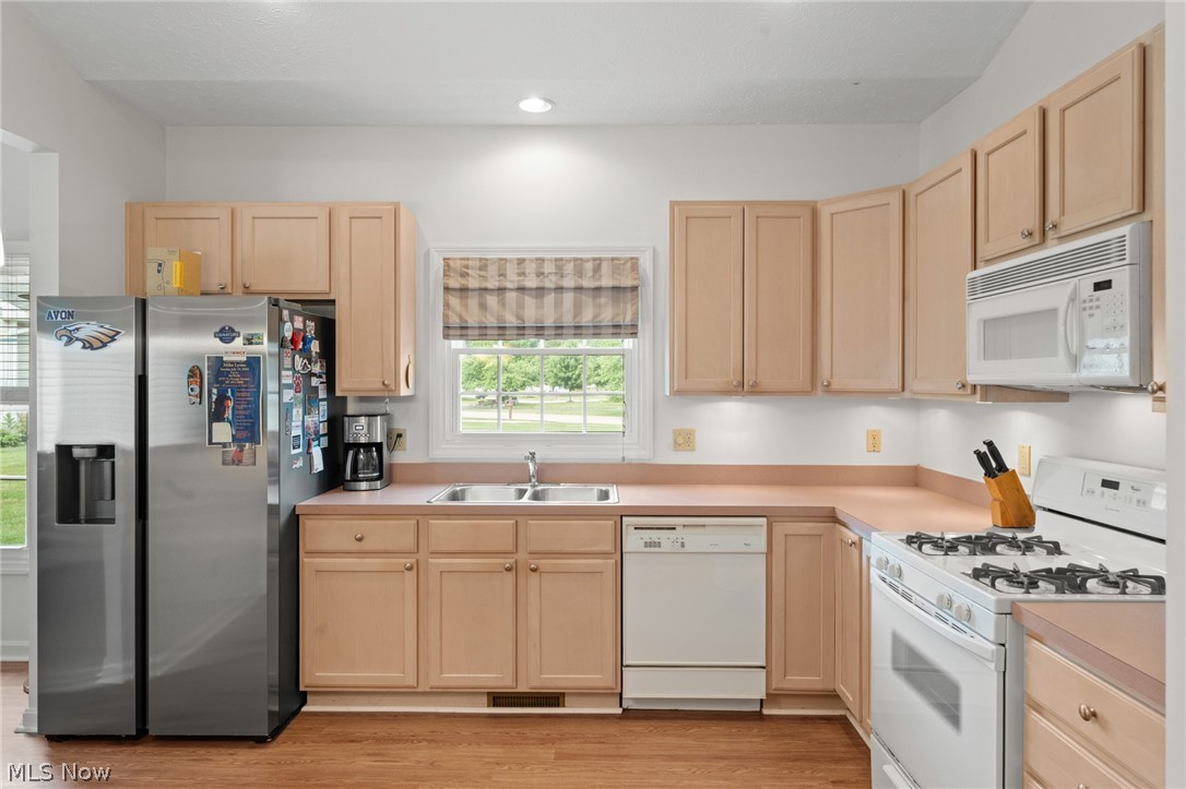 4250 Reserve Way Avon OH 44011