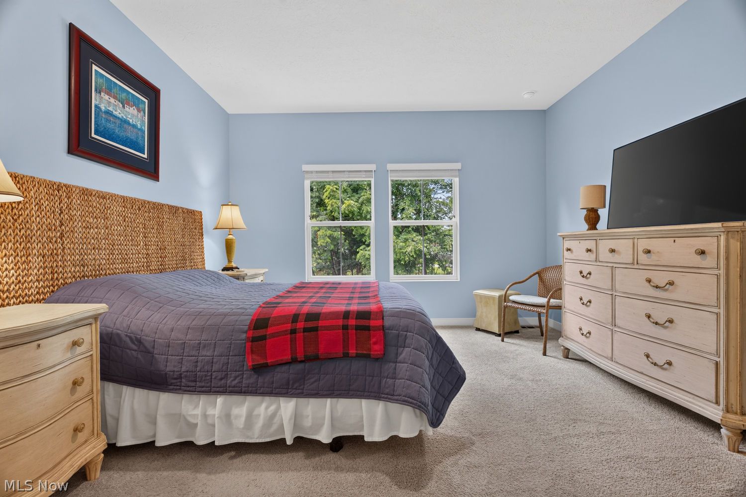 702 Hampshire Court Amherst OH 44001