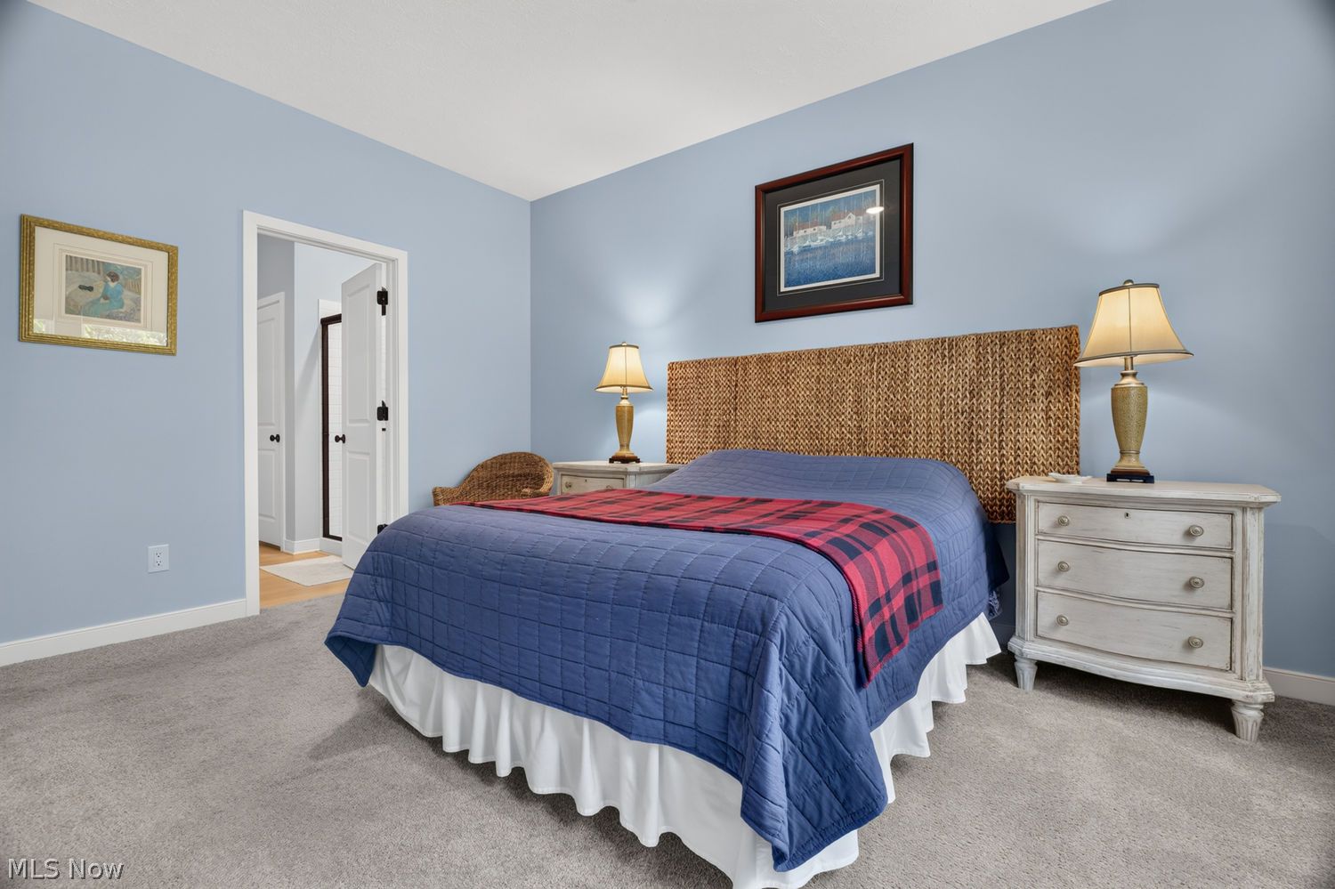 702 Hampshire Court Amherst OH 44001