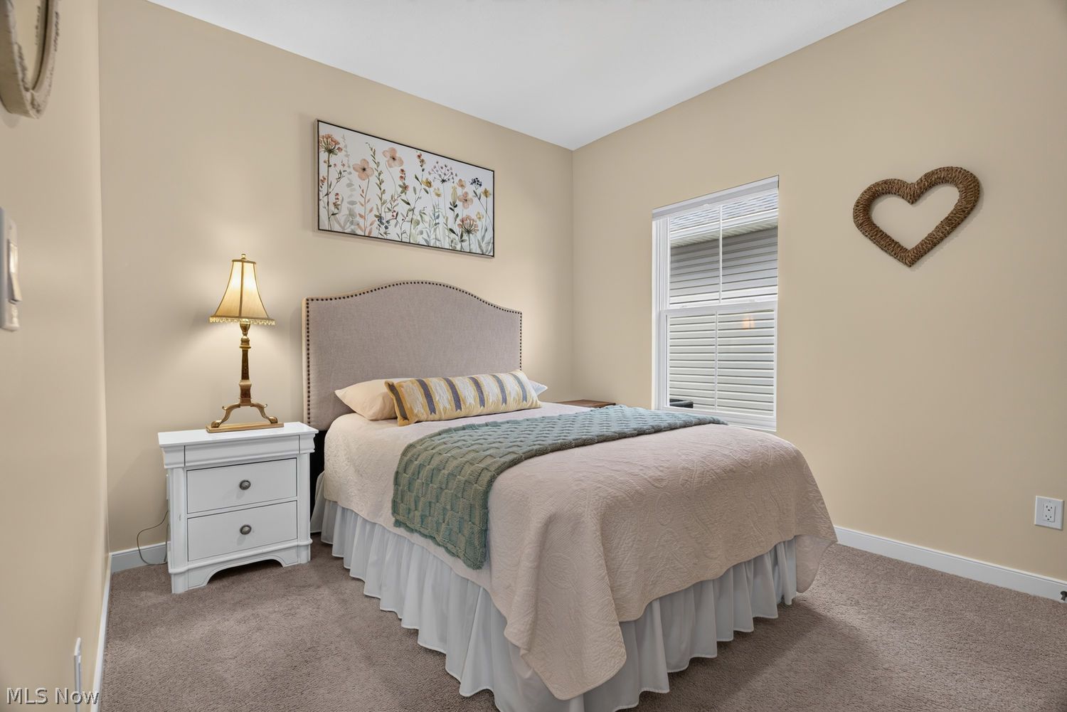 702 Hampshire Court Amherst OH 44001