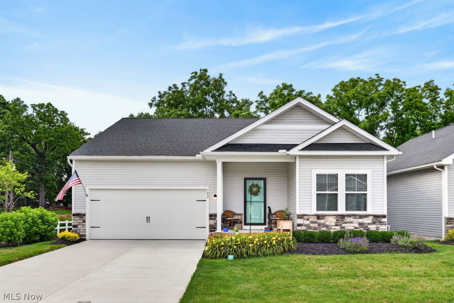 702 Hampshire Court Amherst OH 44001