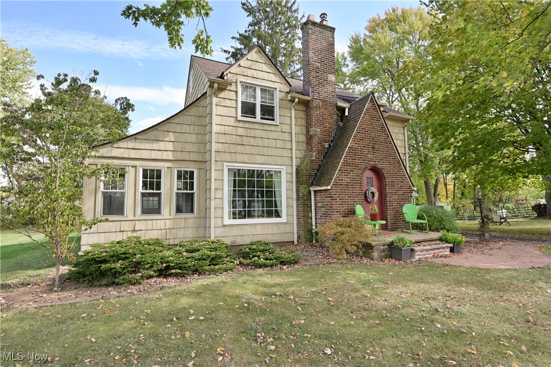 7593 Columbia Road Olmsted Falls OH 44138