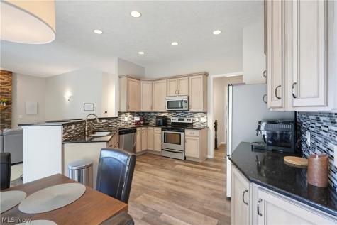 7607 Hawksfield Avenue NW Canal Fulton OH 44614