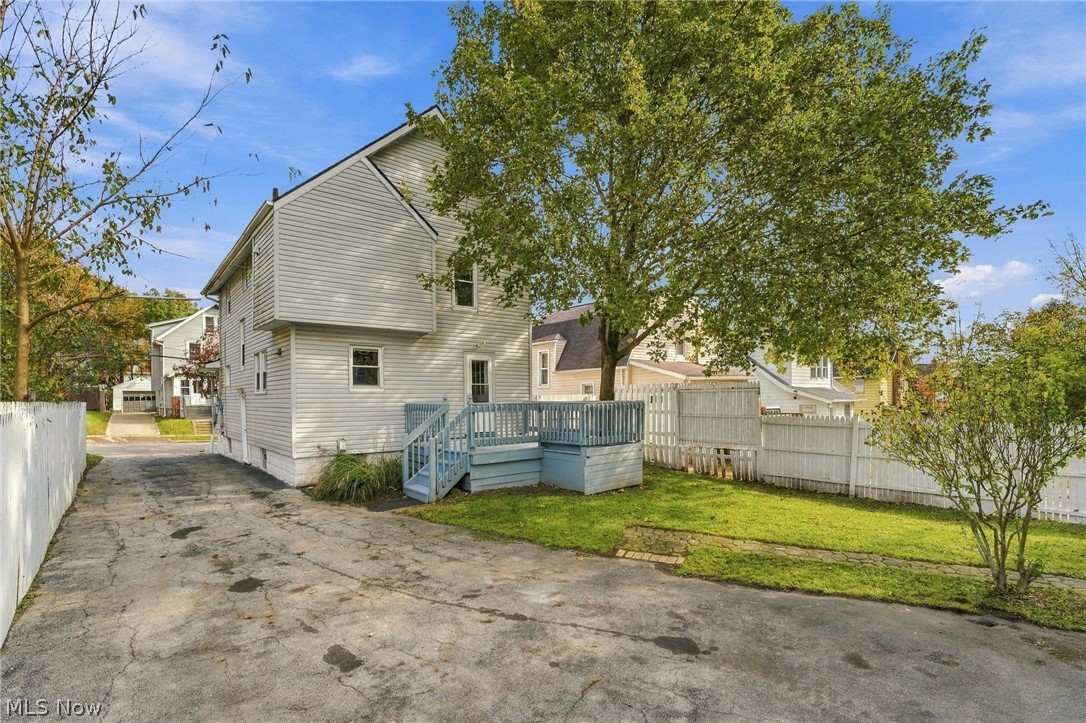 2144 SW 12th Street SW Akron OH 44314