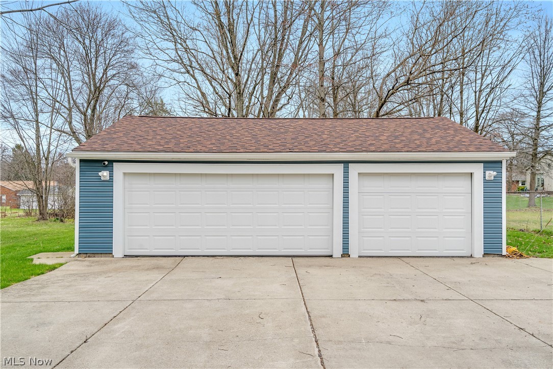 252 Indianola Road Youngstown OH 44512