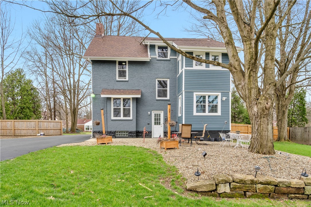 252 Indianola Road Youngstown OH 44512