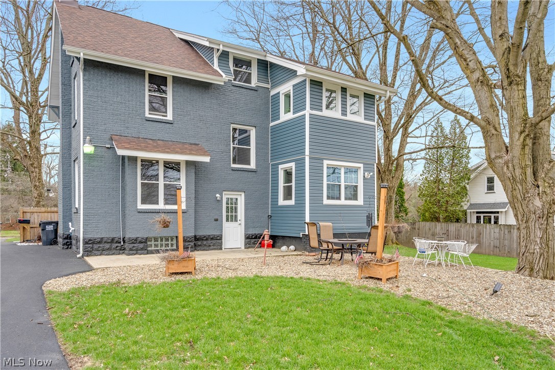 252 Indianola Road Youngstown OH 44512