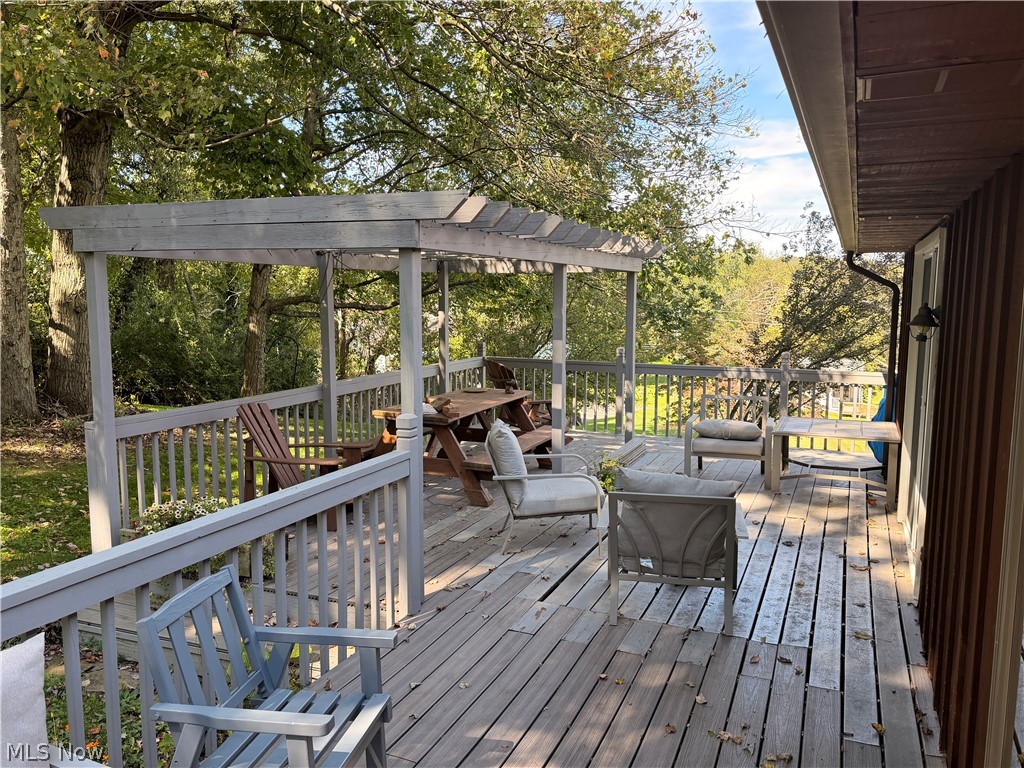 845 Bacon Avenue East Palestine OH 44413