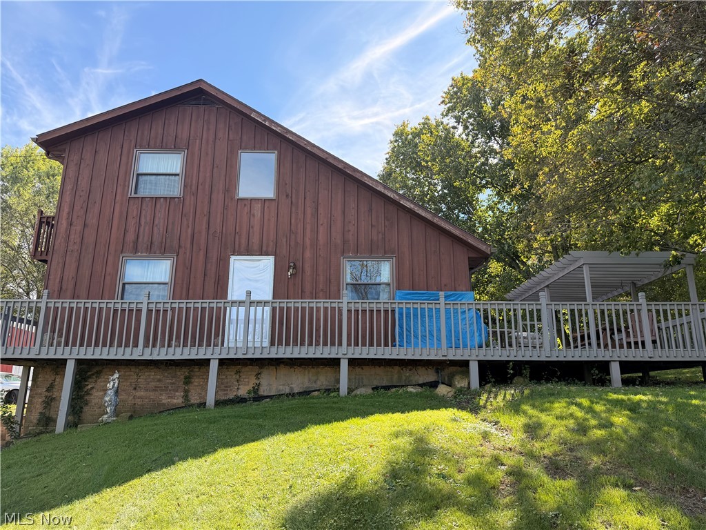 845 Bacon Avenue East Palestine OH 44413