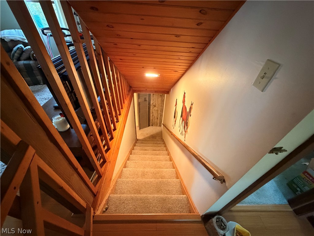 845 Bacon Avenue East Palestine OH 44413