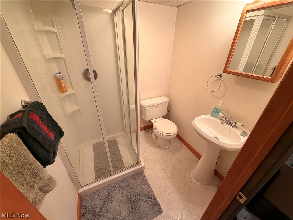 845 Bacon Avenue East Palestine OH 44413