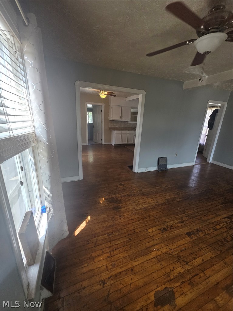 123 E 35th Street South Lorain OH 44055