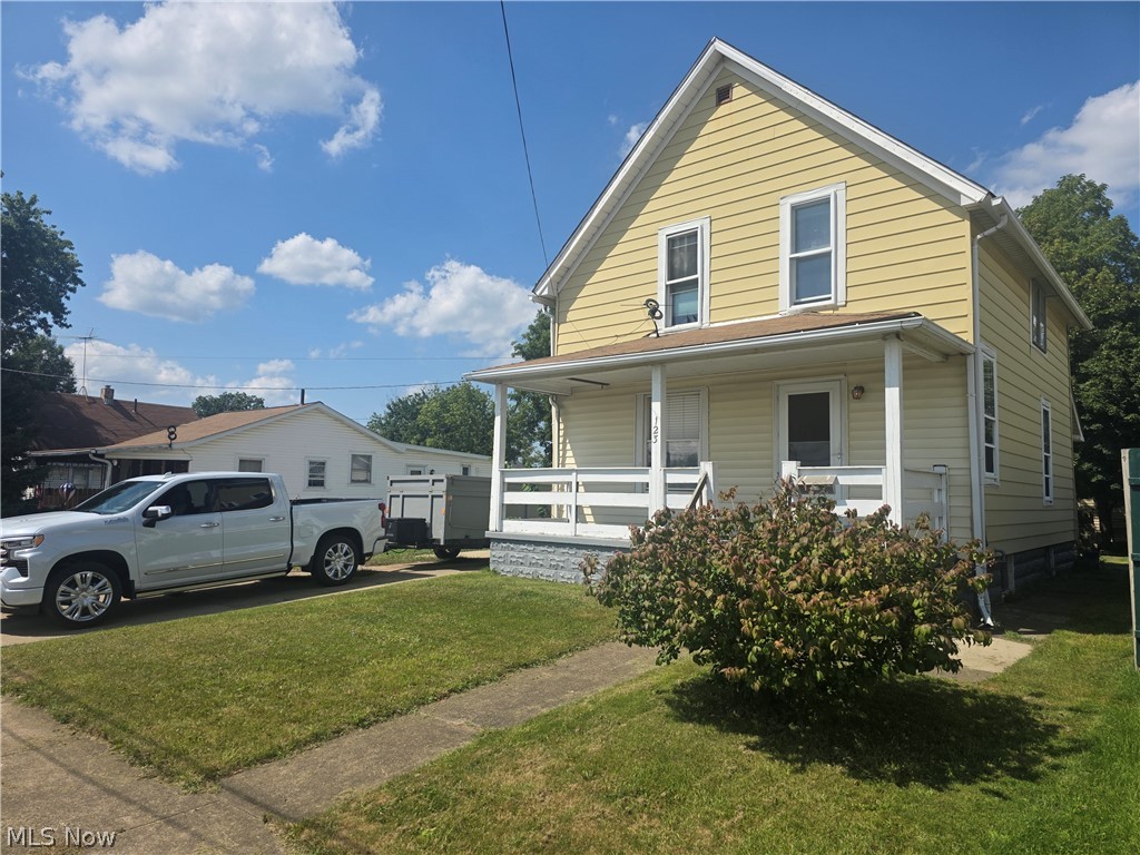123 E 35th Street South Lorain OH 44055