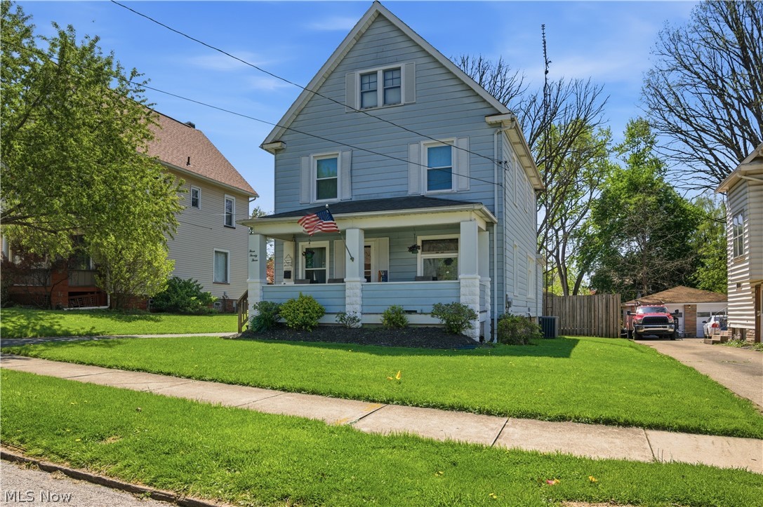 323 E Prospect Street Girard OH 44420