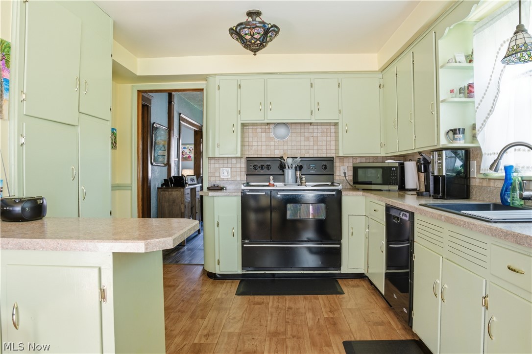 323 E Prospect Street Girard OH 44420