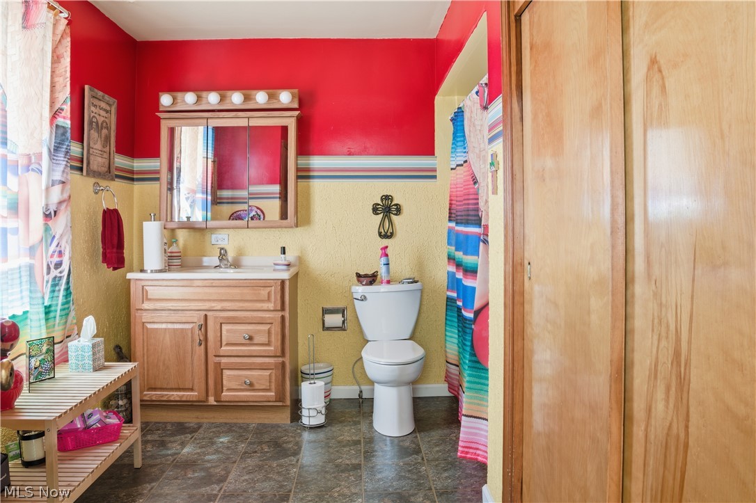 323 E Prospect Street Girard OH 44420