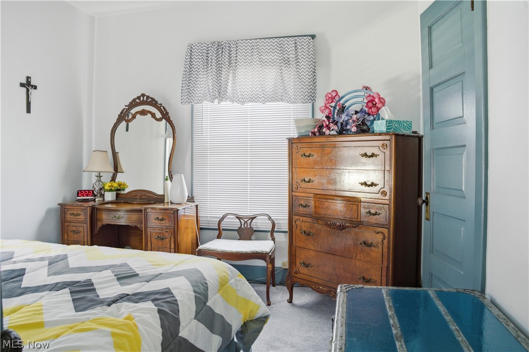 323 E Prospect Street Girard OH 44420