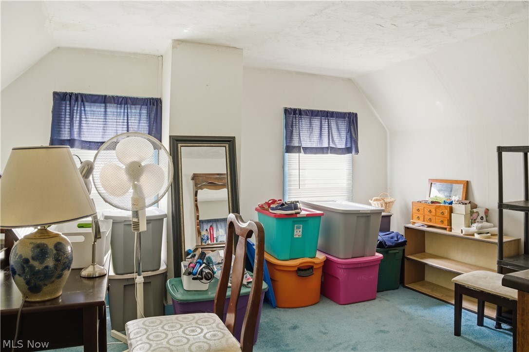 323 E Prospect Street Girard OH 44420