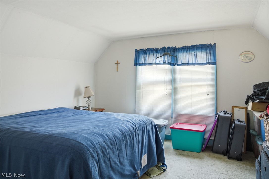 323 E Prospect Street Girard OH 44420