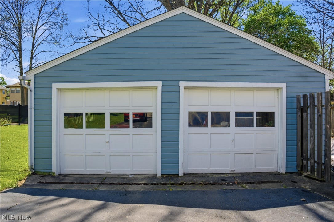 323 E Prospect Street Girard OH 44420