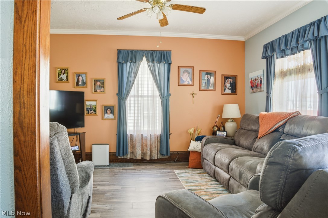 323 E Prospect Street Girard OH 44420