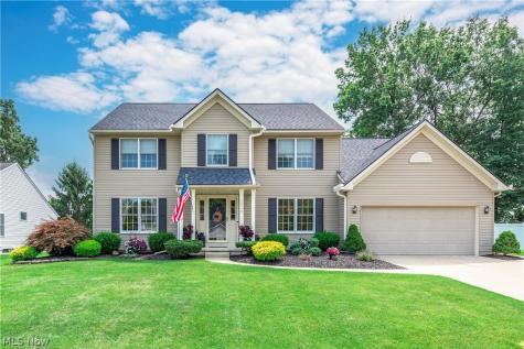 1016 Coopers Run Amherst OH 44001