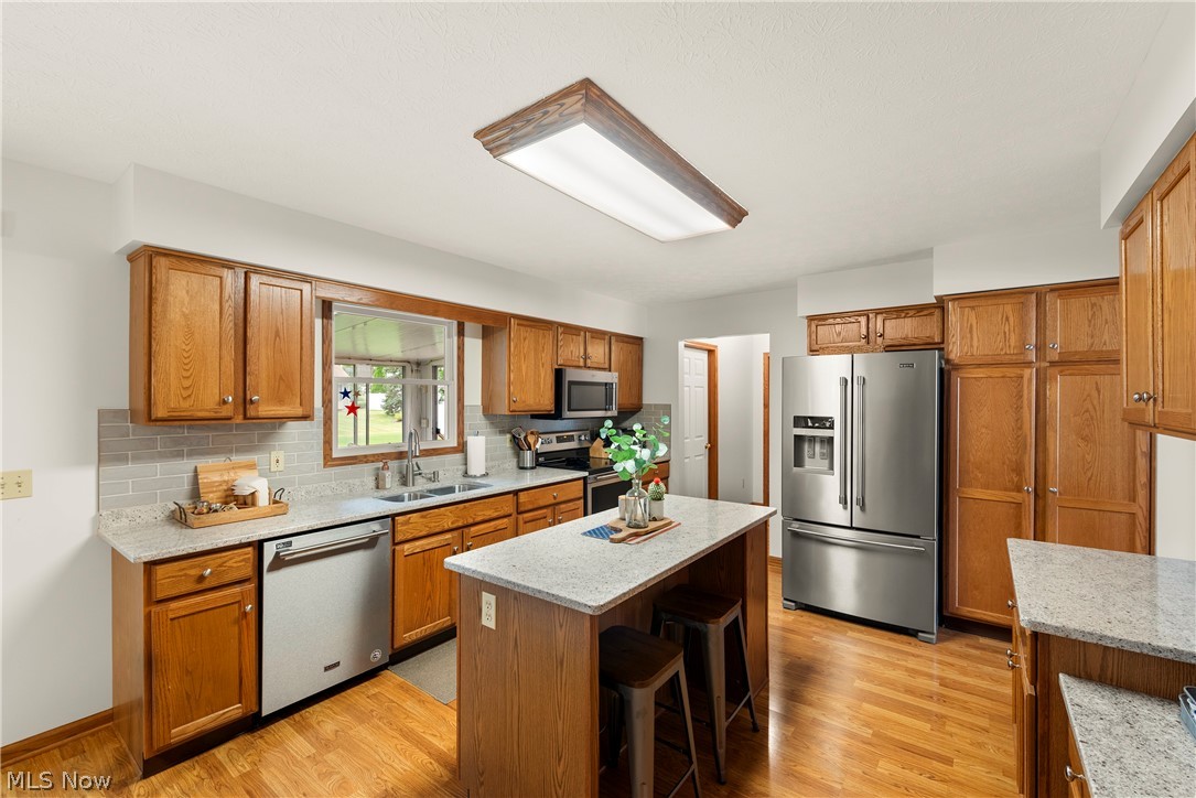 1016 Coopers Run Amherst OH 44001