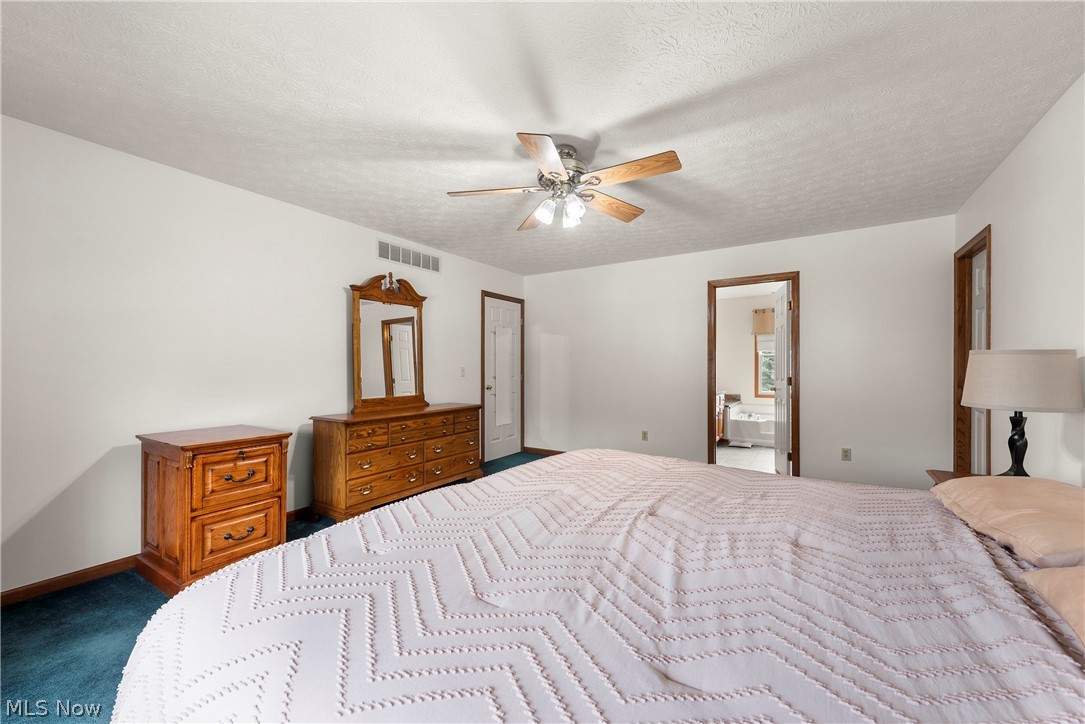 1016 Coopers Run Amherst OH 44001