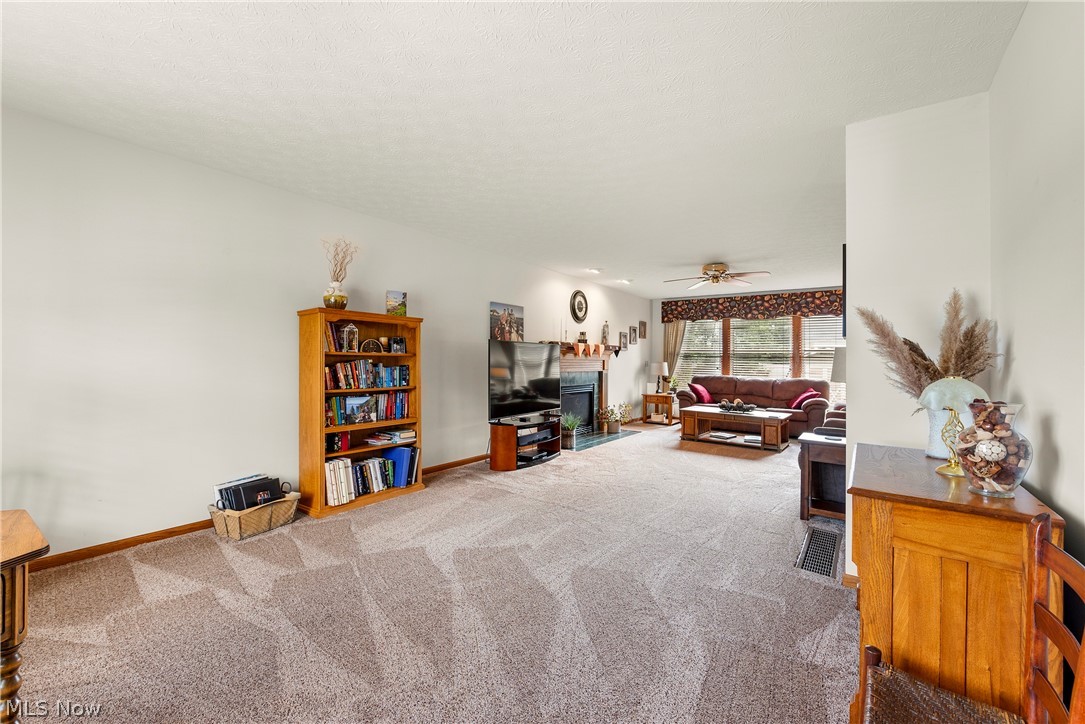 1016 Coopers Run Amherst OH 44001