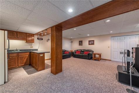 1016 Coopers Run Amherst OH 44001