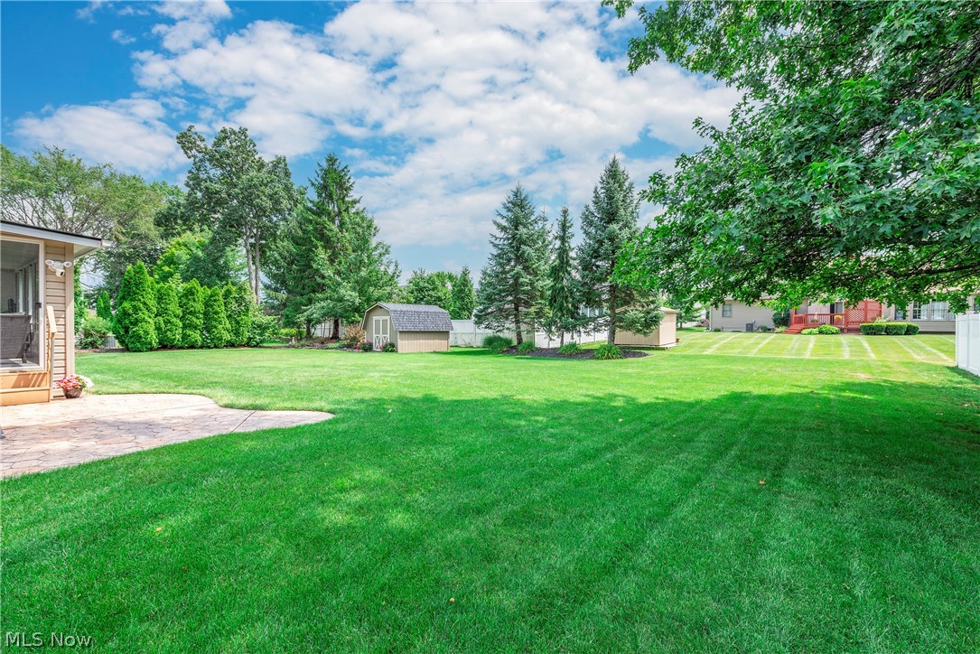1016 Coopers Run Amherst OH 44001