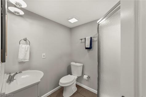 1615 Auburn Avenue Cleveland OH 44113