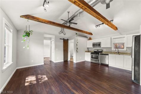 1615 Auburn Avenue Cleveland OH 44113