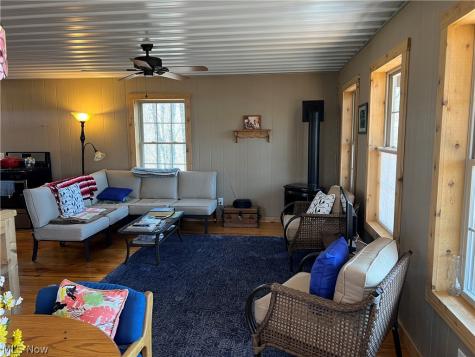 5180 Fresno Road Dellroy OH 44620
