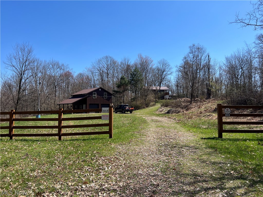 5180 Fresno Road Dellroy OH 44620