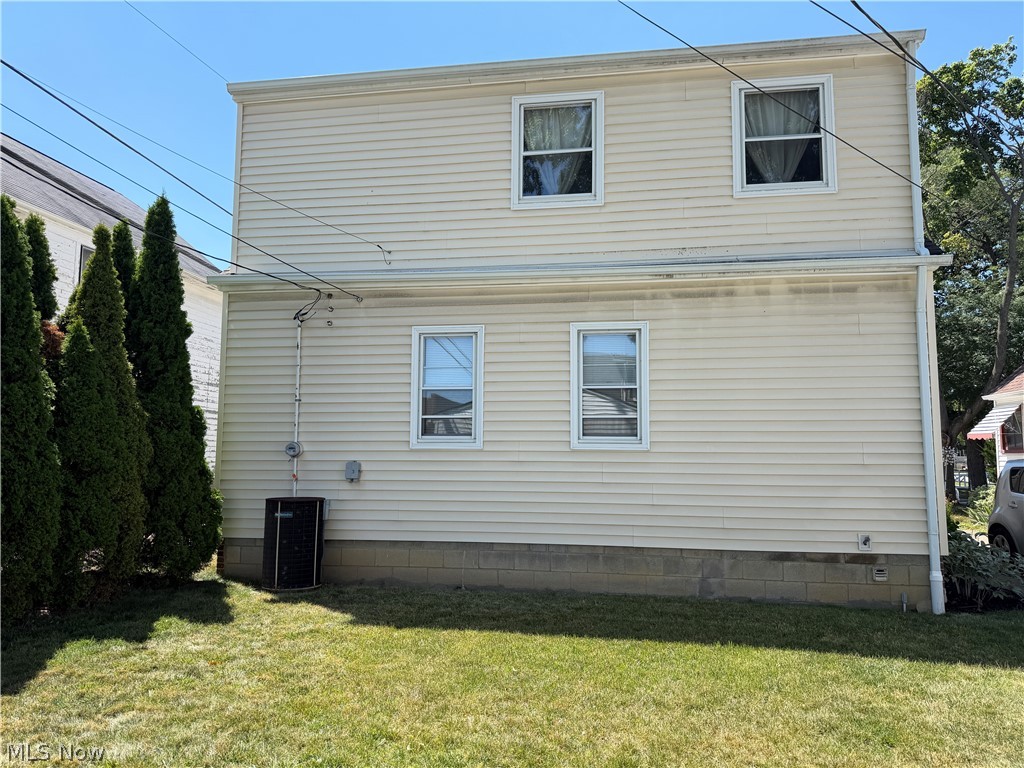 2231 Alger Road Lakewood OH 44107