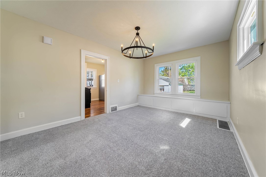 17408 Elsienna Avenue Cleveland OH 44135