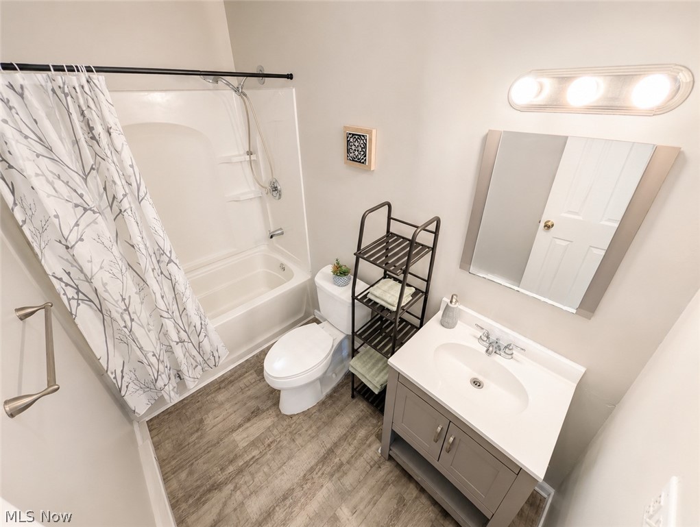 351 Devonshire Road Vermilion OH 44089