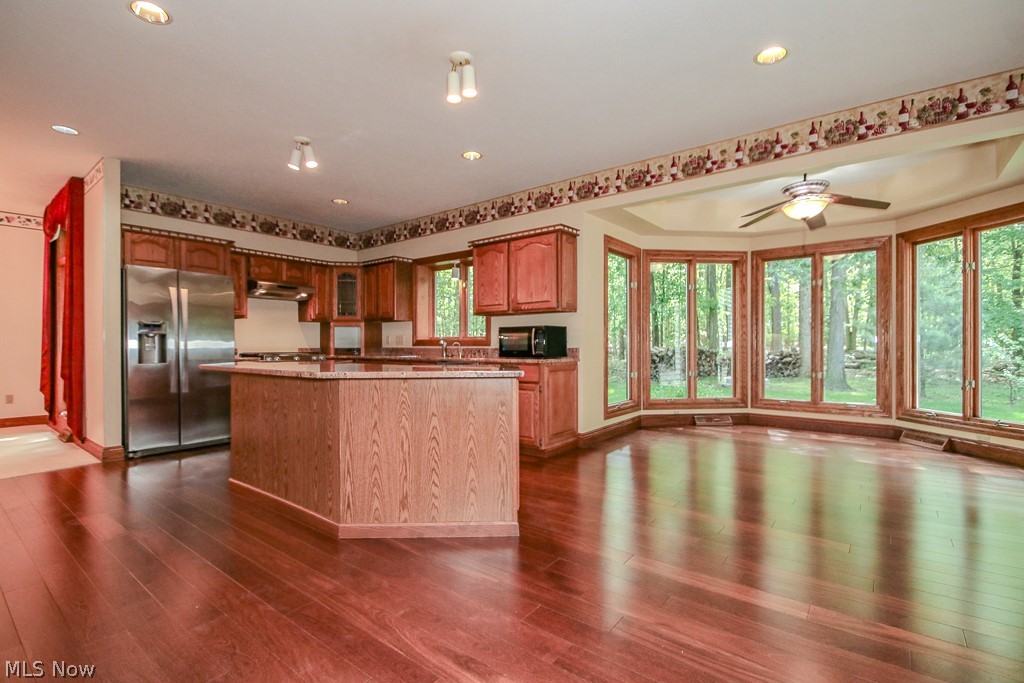 9323 Regency Woods Drive Kirtland OH 44094
